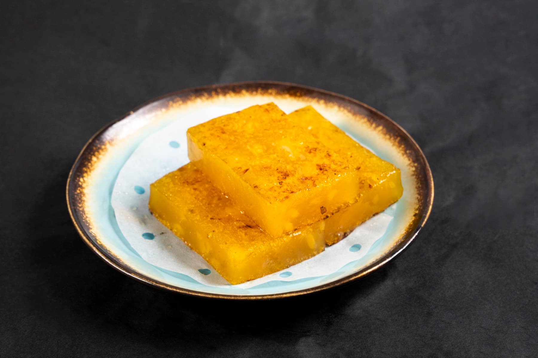 Ginger-milk pudding cake