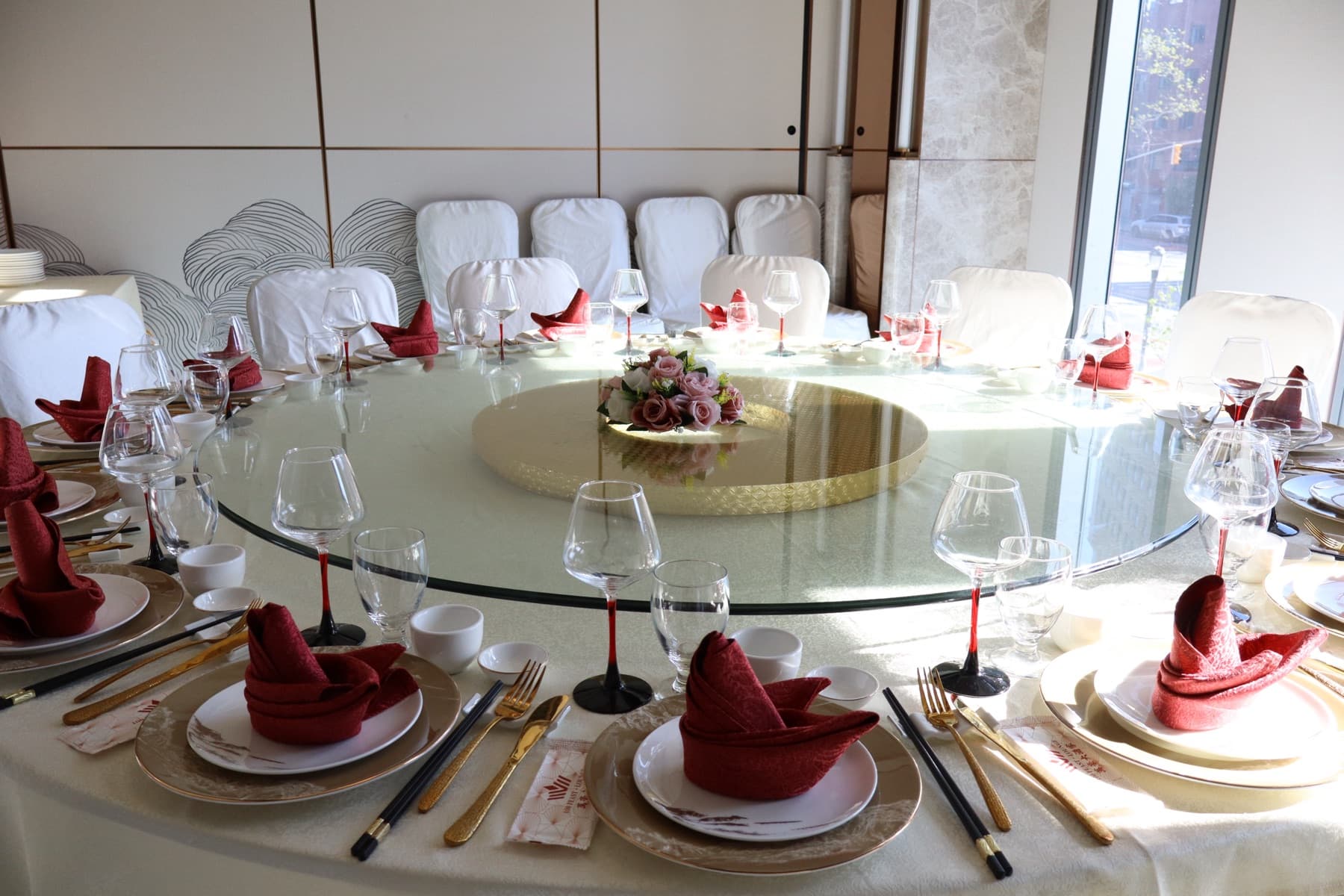 Round banquet table with gold lazy susan